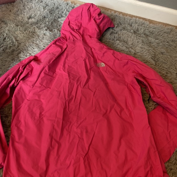 The north face snow jacket - Picture 2 of 3